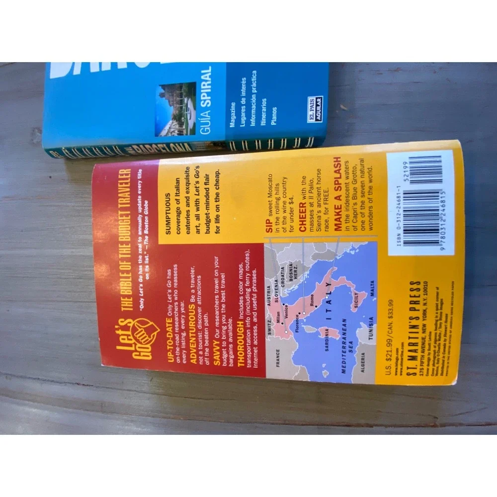 Lot of‎ 4 Travel Guidebooks Italy Barcelona Thailand Rome